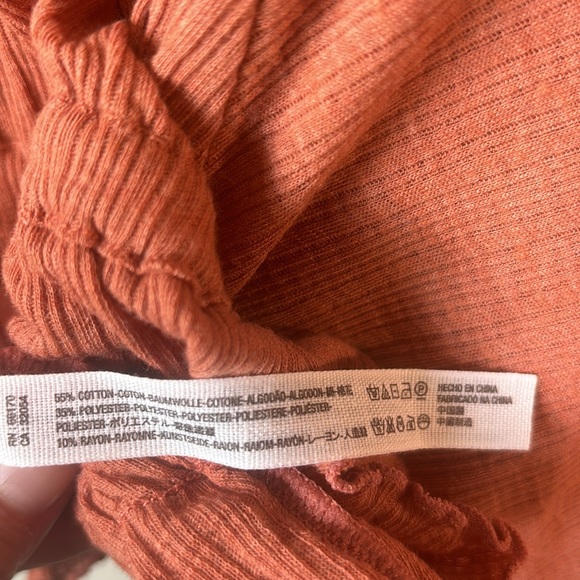 FREE PEOPLE BEACH Long Sleeve Cropped in Rust Orange Peasant Style Size XS - Picture 7 of 9